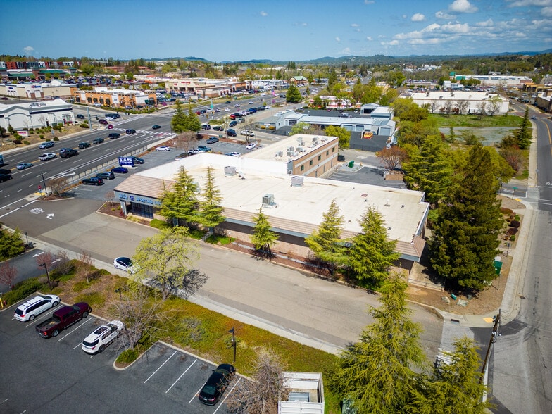 More Photos Of 2560-2576 Grass Valley Hwy, Auburn Storefront For Sale