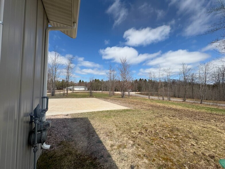 More Photos Of 928 County Road 480, Marquette Service For Sale