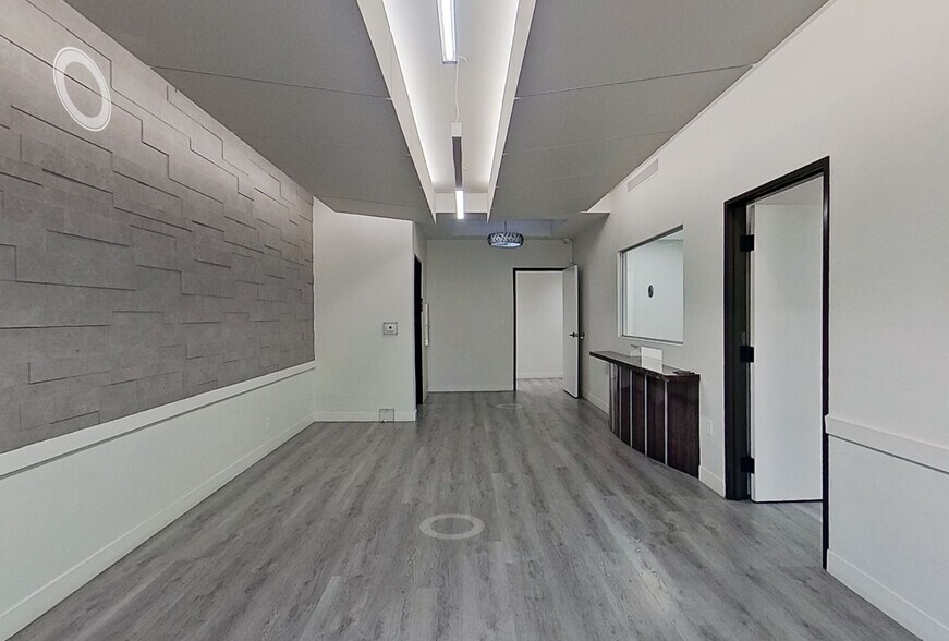 Primary Photo Of 530 S 6th St, Las Vegas Medical For Lease