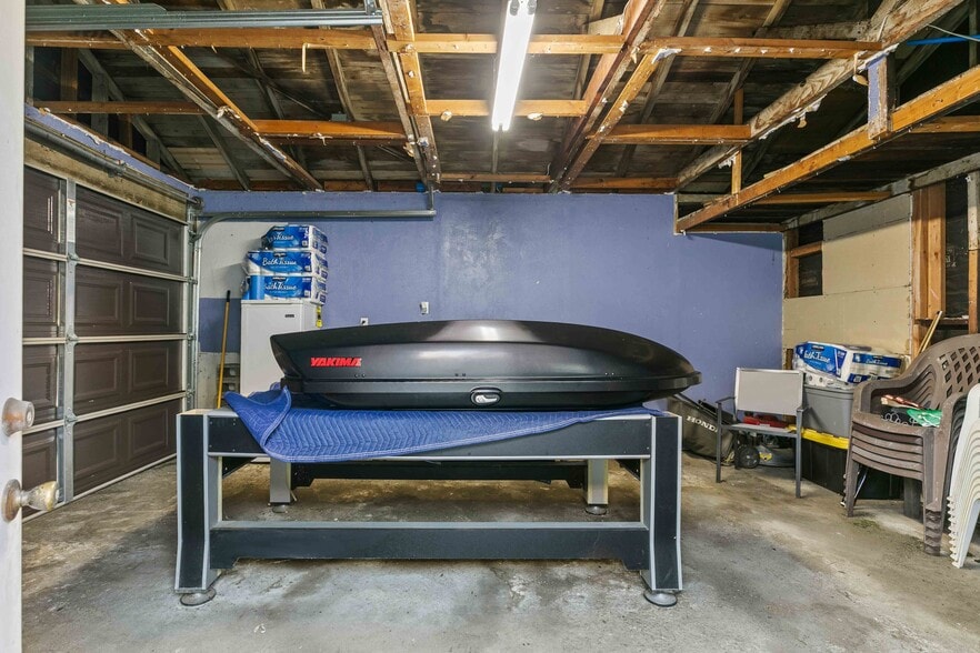 More Photos Of 7317 Clybourn Ave, Sun Valley Contractor Storage Yard For Sale