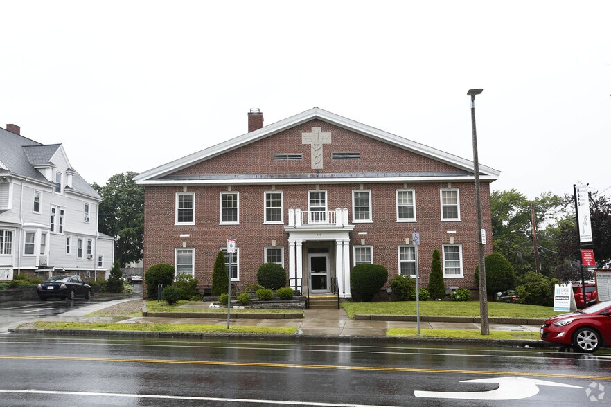 More Photos Of 697 Cambridge St, Brighton Medical For Lease