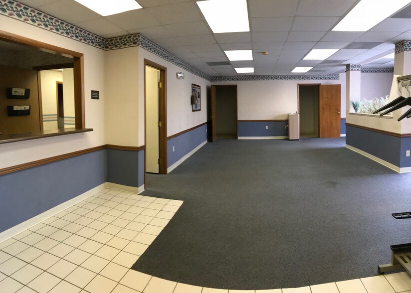 More Photos Of 803 E Church St, Greeneville Medical For Sale