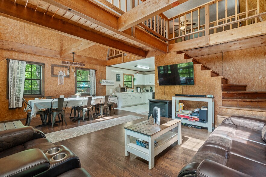 More Photos Of 122 Ouachita River Haven Rd, Pencil Bluff Hotel For Sale