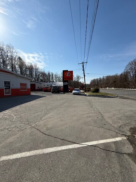 More Photos Of 3030 Crain Hwy, Upper Marlboro Auto Dealership For Sale
