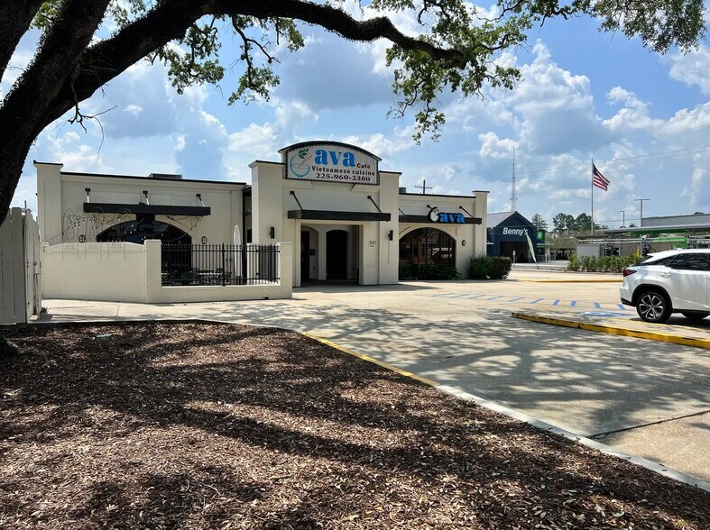 More Photos Of 5207 Essen Ln, Baton Rouge Unknown For Lease