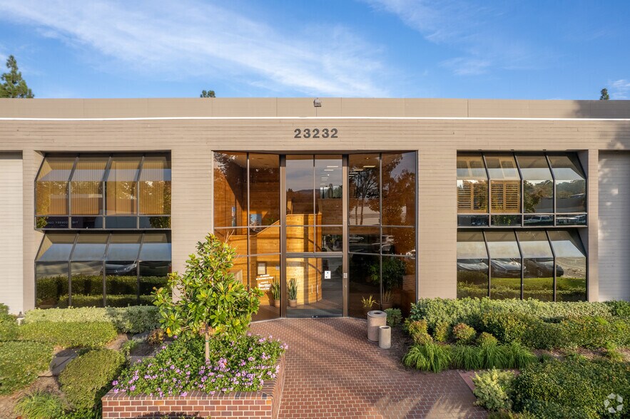 More Photos Of 23232 Peralta Dr, Laguna Hills Office For Sale