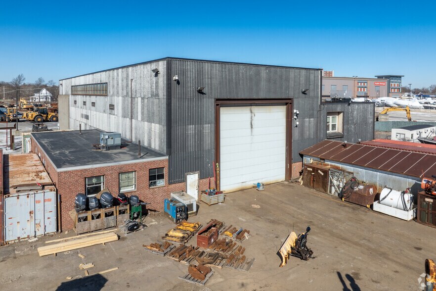 More Photos Of 555 South St, Quincy Land For Lease