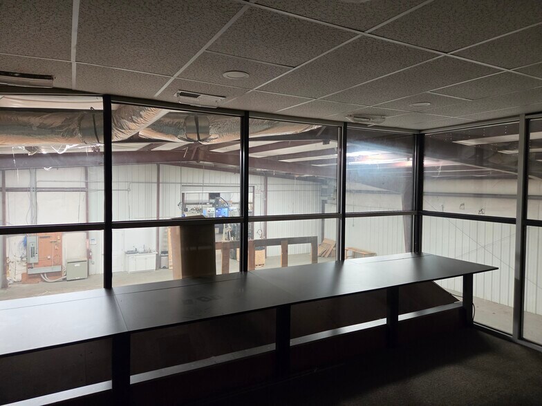 More Photos Of 3795 Evans Rd, Cumming Warehouse For Lease