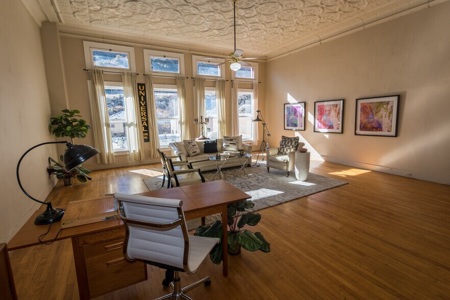 More Photos Of 35 Main St, Bisbee Restaurant For Sale