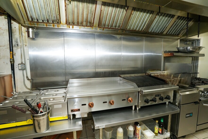 More Photos Of 135 5th St, Elizabeth Storefront Retail Residential For Sale