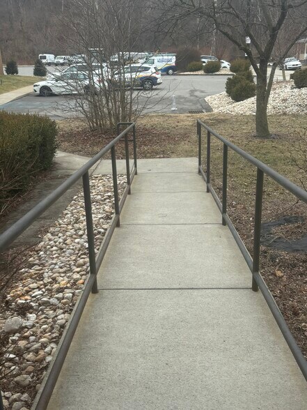 More Photos Of 29 Noblestown Rd, Carnegie Office For Lease