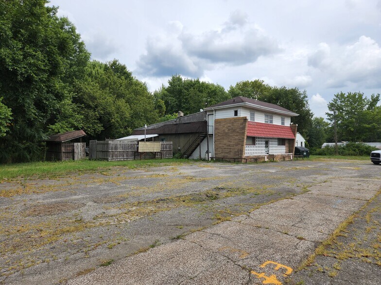 More Photos Of 3950 Parkman Rd, Warren General Retail For Sale
