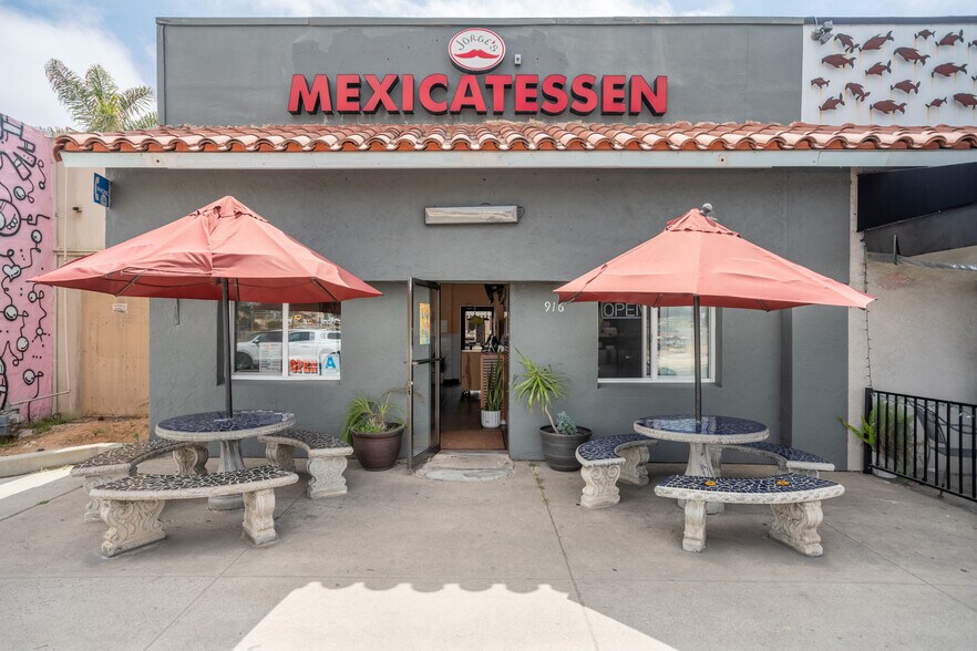 More Photos Of 916-918 N Coast Highway 101, Encinitas Restaurant For Sale