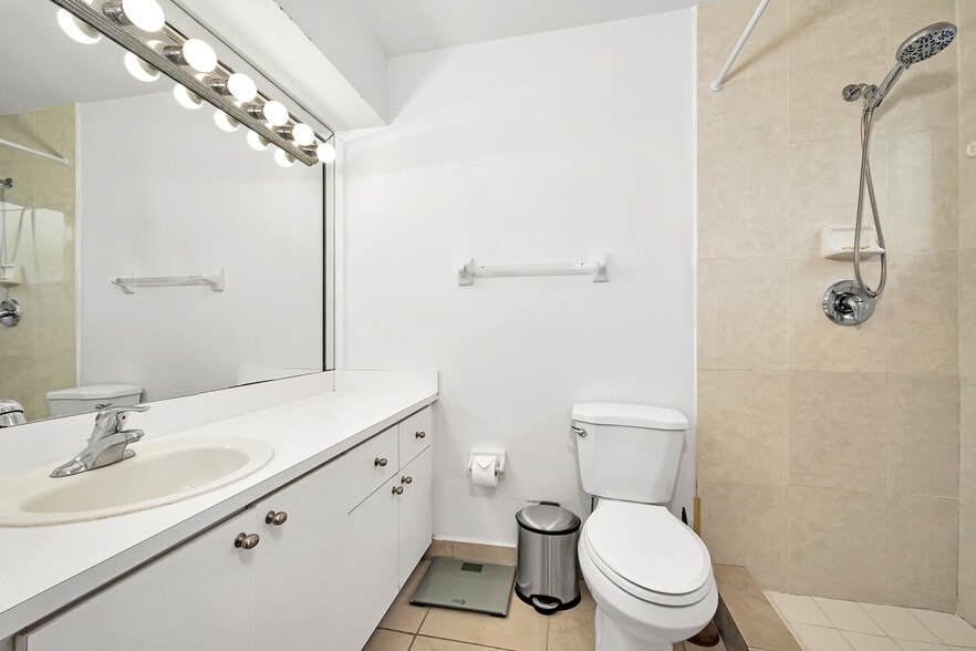 More Photos Of 2275 SW 61st Ave, Miami Apartments For Sale