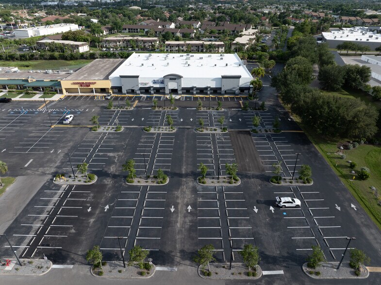 More Photos Of 9299 College Pky, Fort Myers Storefront Retail Office For Lease