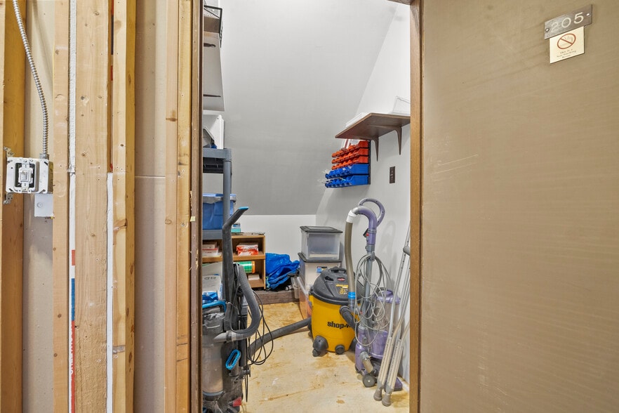 More Photos Of 537 2nd St, Havre Hotel For Sale