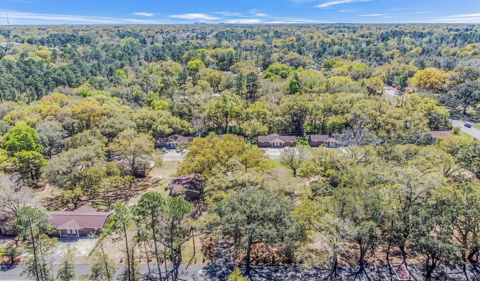 More Photos Of 8640 Jernigan Rd, Pensacola Apartments For Sale