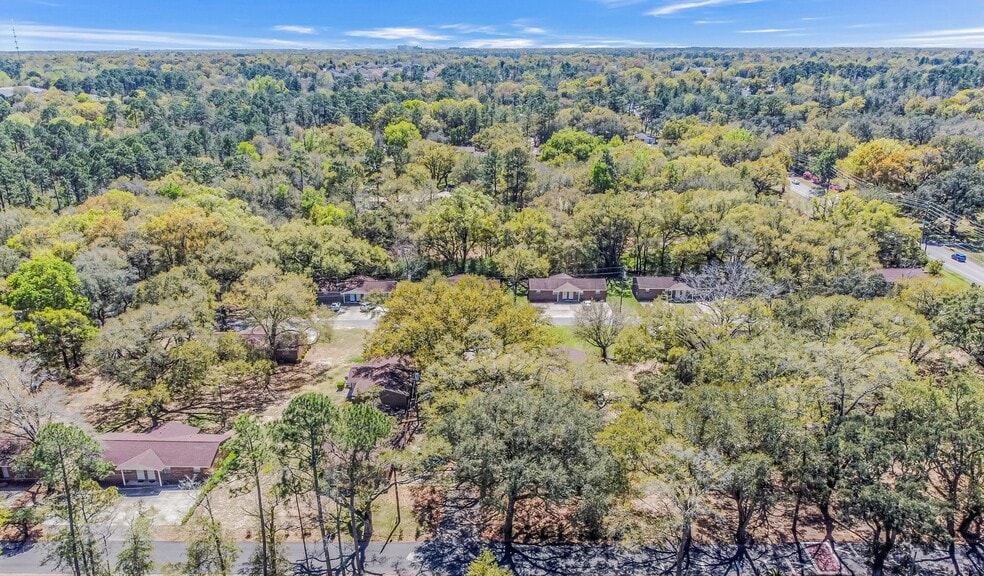 More Photos Of 8640 Jernigan Rd, Pensacola Apartments For Sale