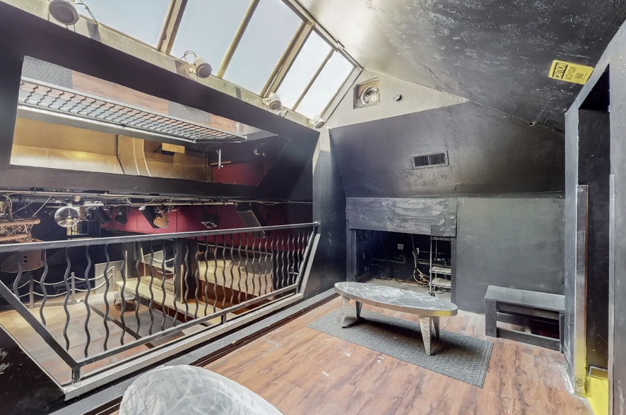 More Photos Of 211 Gold Ave SW, Albuquerque Storefront For Sale