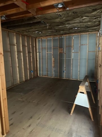 More Photos Of 467 1/2 Martin Luther King Jr Dr, Jersey City Storefront Retail Residential For Sale
