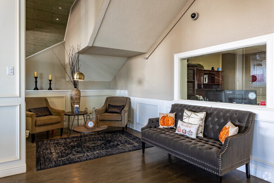 More Photos Of 2101 Avenue Q, Lubbock Apartments For Lease