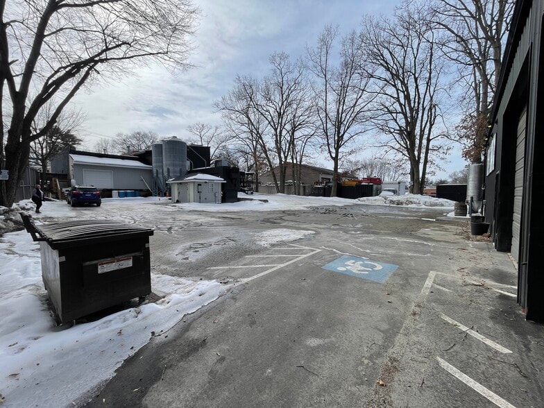 More Photos Of 776 Tolland St, East Hartford Warehouse For Sale