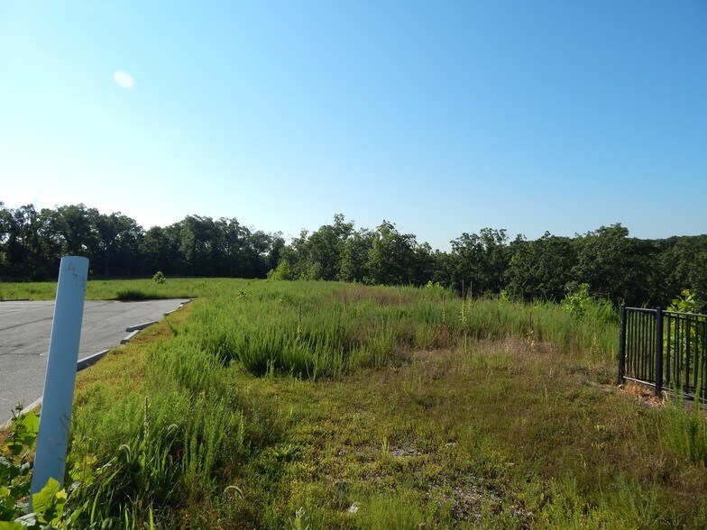 More Photos Of 5780 Osage Beach Pky, Osage Beach Medical For Sale