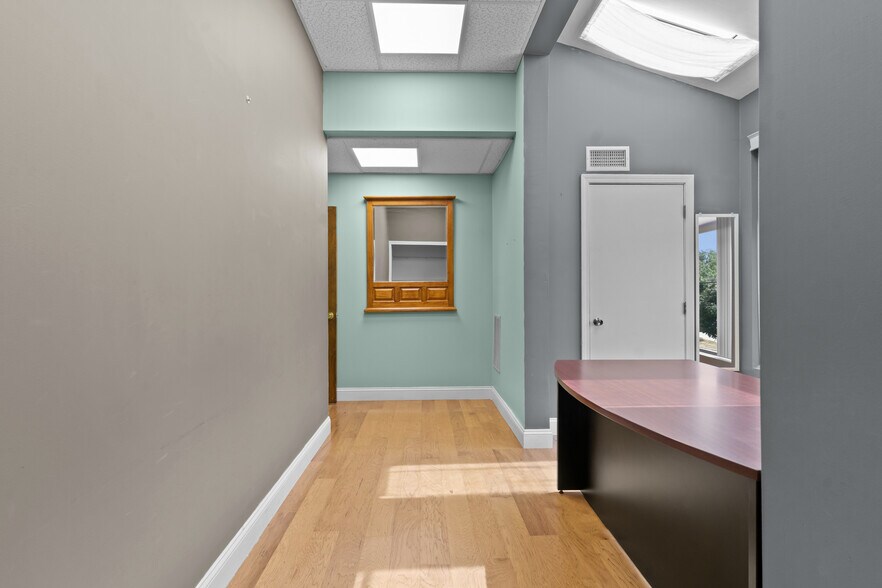 More Photos Of 1050 Main St, East Greenwich Office For Sale