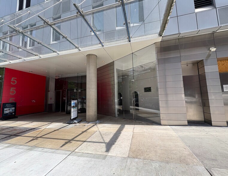 More Photos Of 555 W 53rd St, New York Apartments For Lease