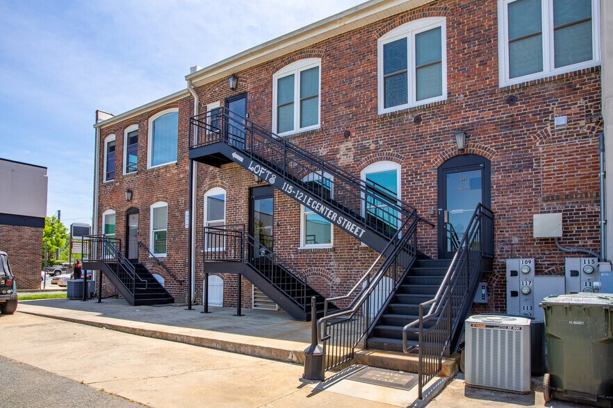 More Photos Of 105 E Center St, Mebane Office For Lease