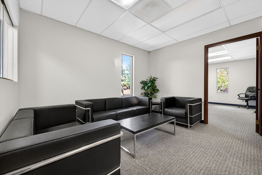 More Photos Of 7027 Spinach Dr, Mentor Warehouse For Sale