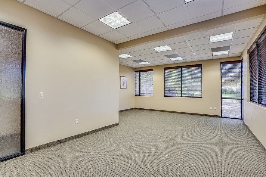 More Photos Of 2420 S Power Rd, Mesa Office For Sale