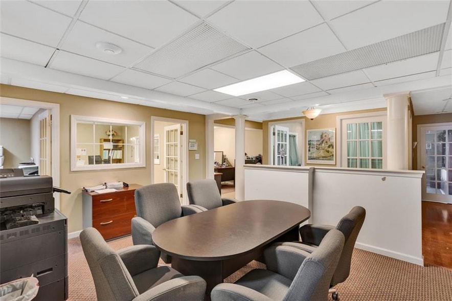 More Photos Of 1108 Ohio River Blvd, Sewickley Office For Sale