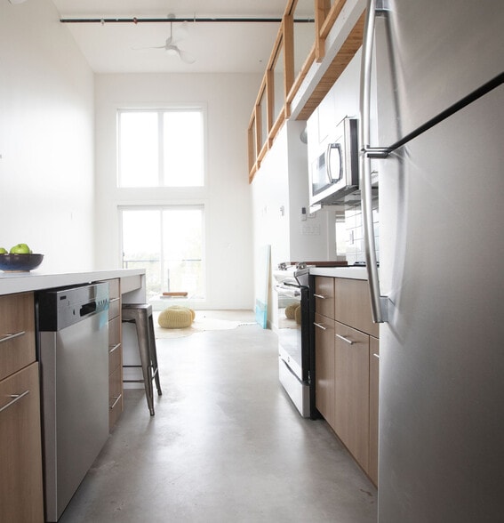 More Photos Of 36 Wentworth St, Dartmouth Apartments For Sale
