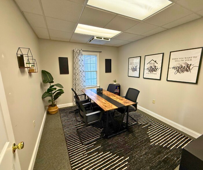 More Photos Of 206 Hillstone Dr, Jamestown Office For Lease