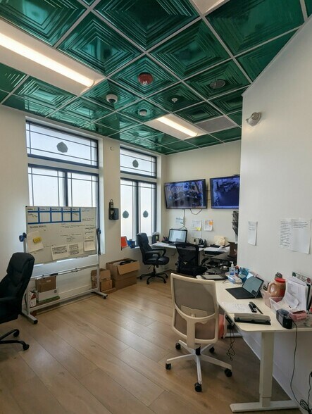 More Photos Of 660 E State Rd, Island Lake Freestanding For Sale