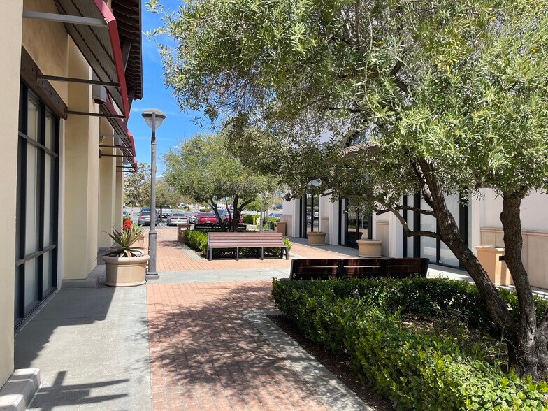 More Photos Of Nason St @ Hwy 60, Moreno Valley Unknown For Lease