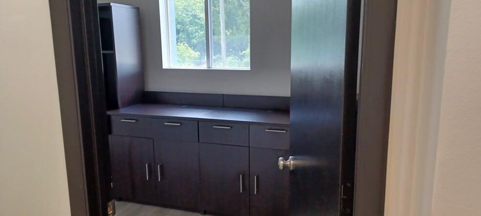More Photos Of 2623 Lebanon Pike, Nashville Medical For Lease