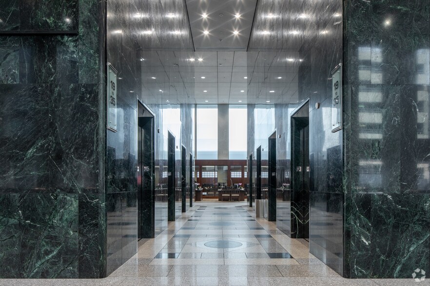 More Photos Of 370 17th St, Denver Office For Lease