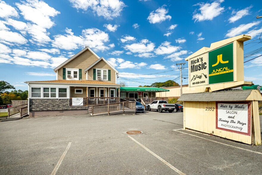 More Photos Of 2320-2352 Mendon Rd, Cumberland Storefront Retail Office For Sale