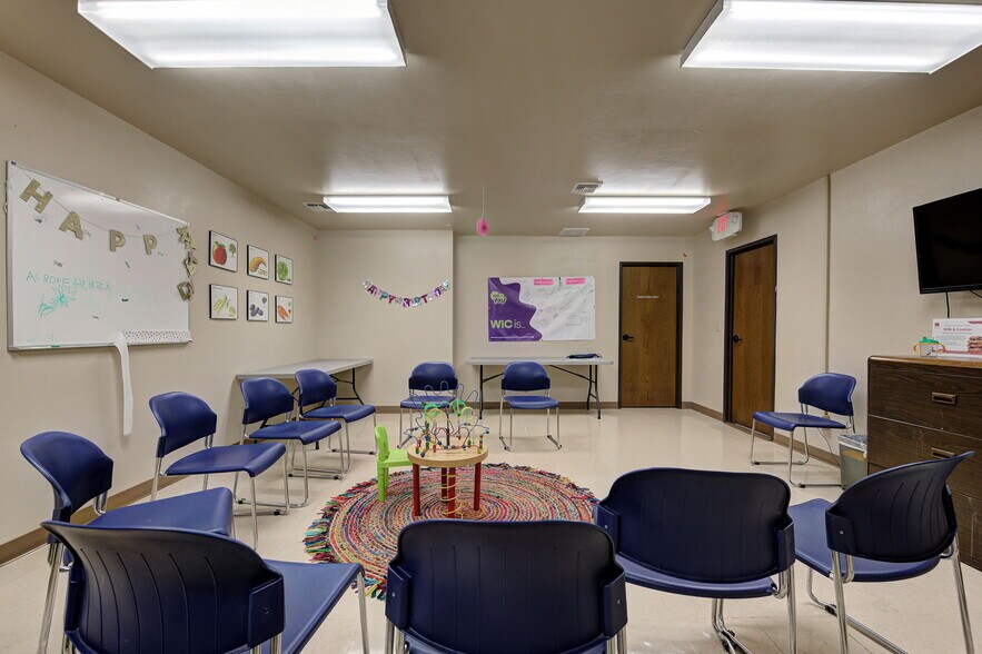 More Photos Of 3530 N MacArthur Blvd, Oklahoma City Medical For Sale