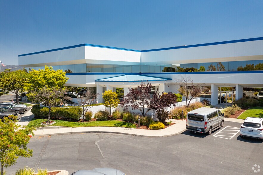 More Photos Of 500 Westridge Dr, Watsonville Light Distribution For Lease