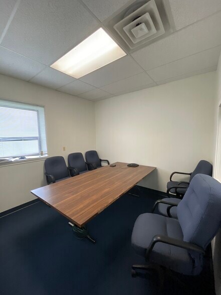 More Photos Of 405 Allentown Dr, Allentown Warehouse For Lease