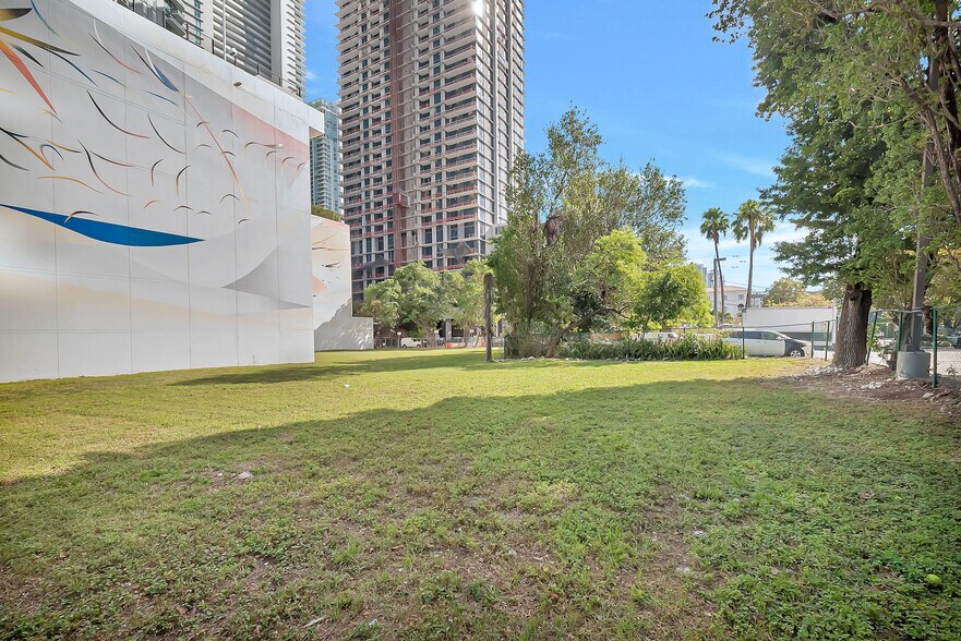More Photos Of 380 32 St, Miami Land For Sale