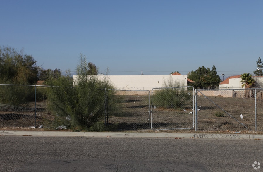 More Photos Of 10359 Gould St, Riverside Land For Sale