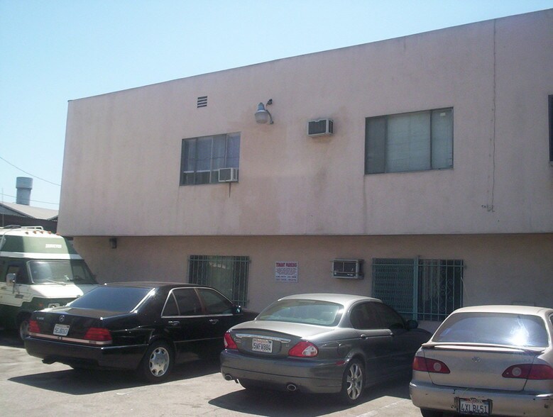 More Photos Of 2425 E Slauson Ave, Huntington Park Office For Lease