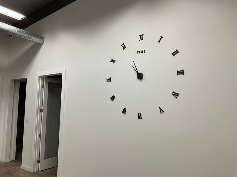 More Photos Of 1836 Iberville St, New Orleans Office For Lease