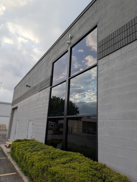 More Photos Of 6170 S 380 W, Salt Lake City Light Manufacturing For Lease