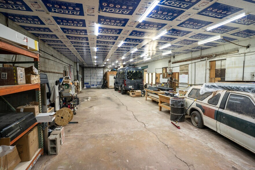 More Photos Of 2026-2028 Prospect Ave, Kansas City Industrial For Sale