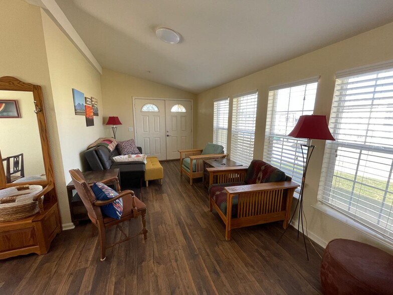 More Photos Of 2017 Walnut Blvd, Brentwood Land For Sale